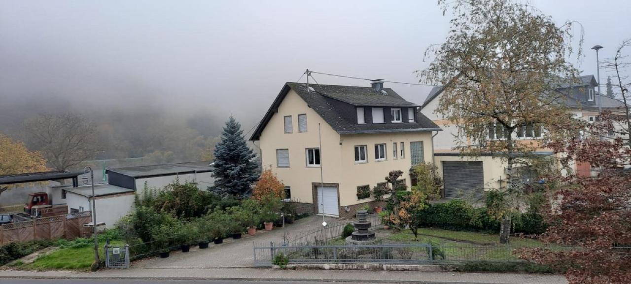 מזניך Ferienwohnung „Zur Alten Brauerei“ מראה חיצוני תמונה